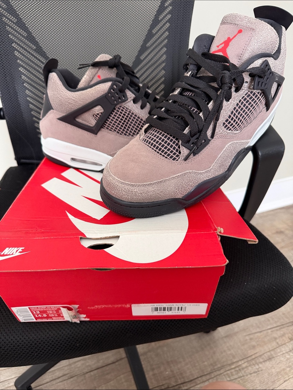 Jordan 4 Retro in Taupe Haze